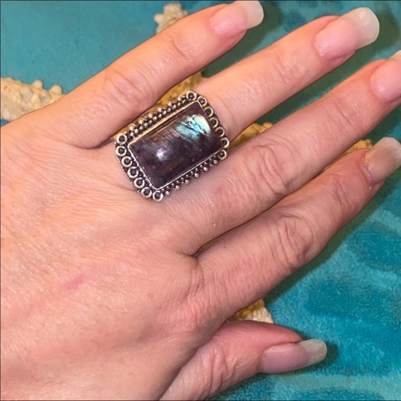 Red Flash Labradorite Gemstone handcrafted vintage ring
